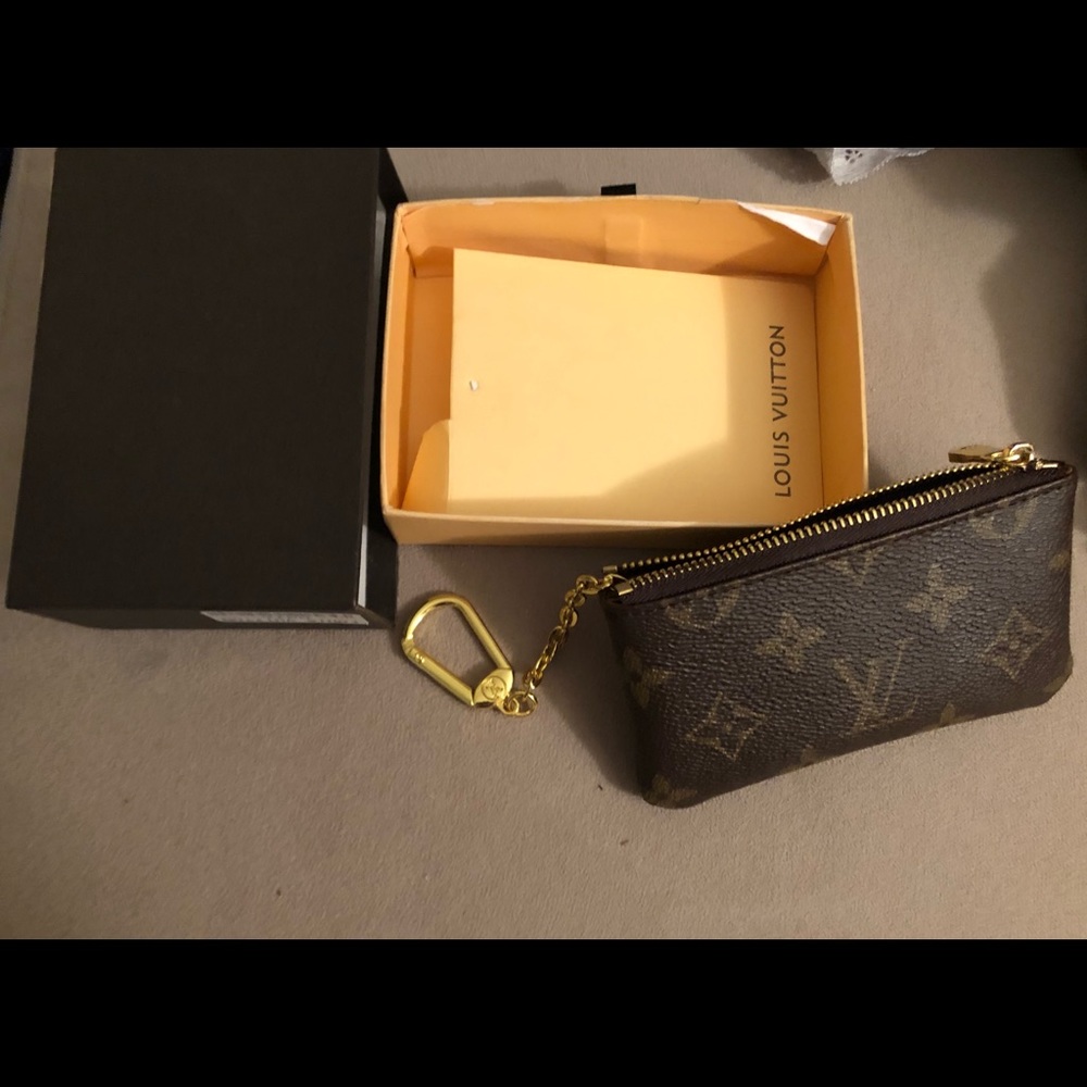 Louis Vuitton small change purse